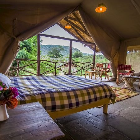 Sentrim Mara Game Lodge Ololaimutiek Luaran gambar