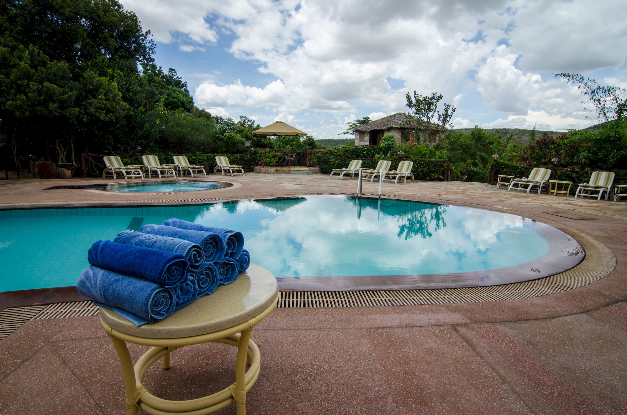 Sentrim Mara Game Lodge Ololaimutiek Luaran gambar